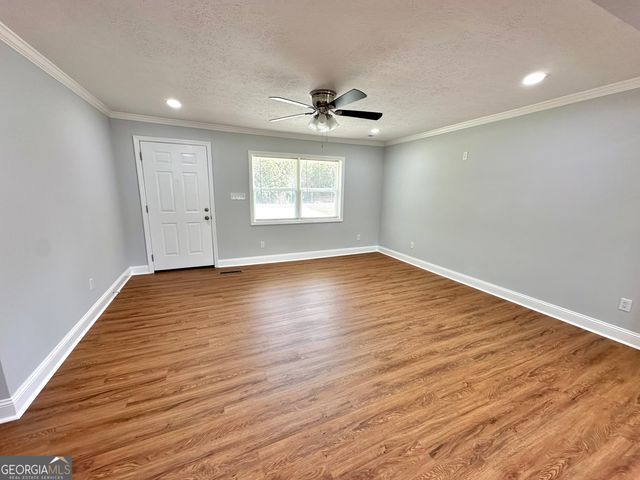 2628 27th Avenue SW, Lanett, AL 36863