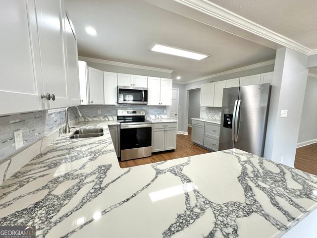 2628 27th Avenue SW, Lanett, AL 36863