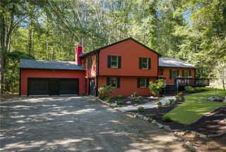 690 Major Potter Road, Warwick, RI 02886