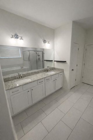 80 DORAL LOOP, Oakland, TN 38060