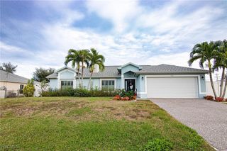 723 SE 9th AVE, Cape Coral, FL 33990