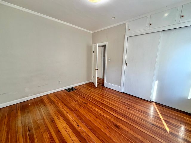 21 Oakland Ave 2, Everett, MA 02149