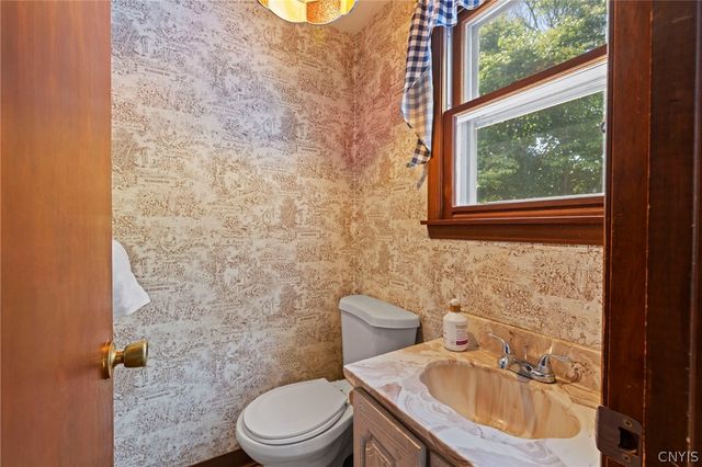2170 Bitters Road, Camillus, NY 13031