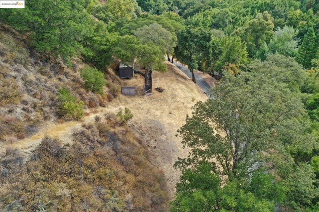 Bradbury Dr, Lafayette, CA 94549