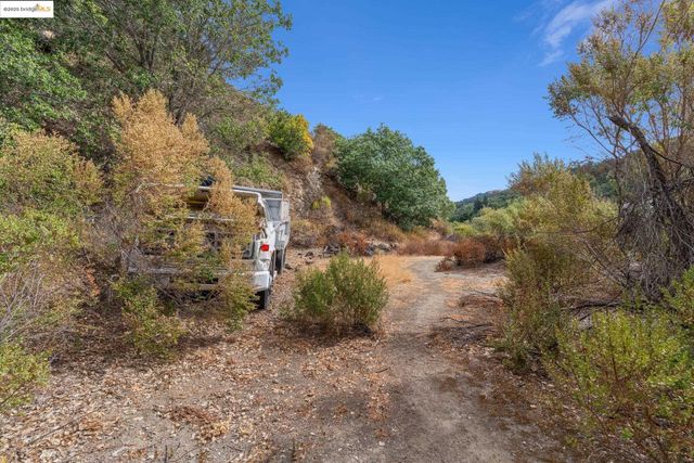 Bradbury Dr, Lafayette, CA 94549