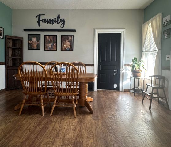 7684 W Beard Road, Perry, MI 48872