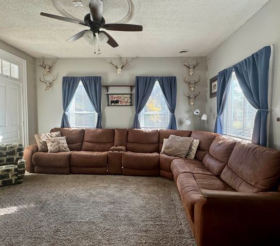 7684 W Beard Road, Perry, MI 48872