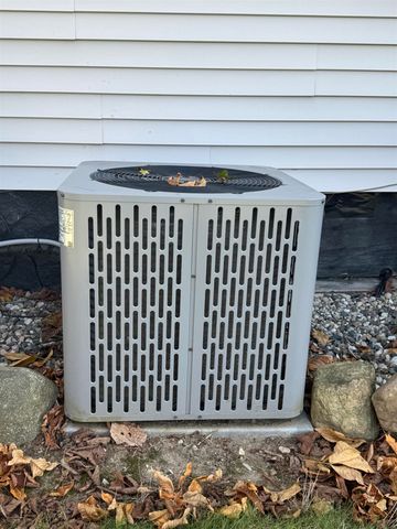 7684 W Beard Road, Perry, MI 48872