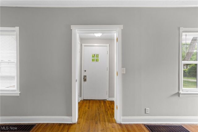 5688 Shawnee Drive, Lyndhurst, OH 44124