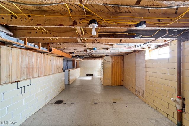 5688 Shawnee Drive, Lyndhurst, OH 44124