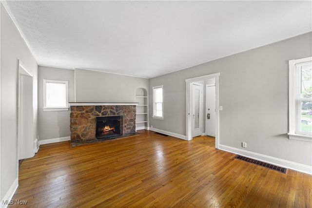 5688 Shawnee Drive, Lyndhurst, OH 44124