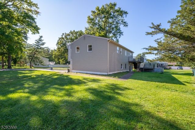 156 Overlook Ave, East Hanover Twp., NJ 07936
