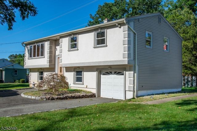 156 Overlook Ave, East Hanover Twp., NJ 07936