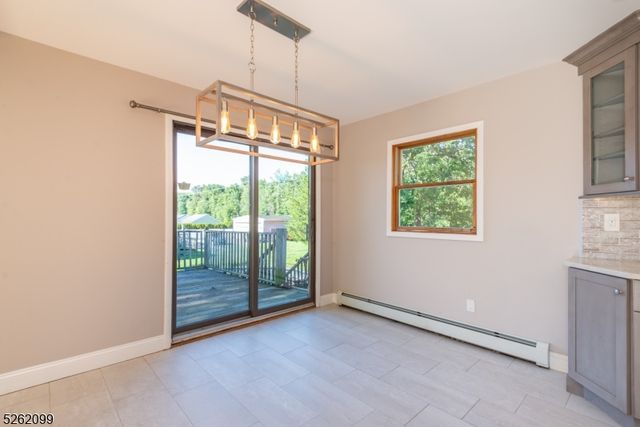 156 Overlook Ave, East Hanover Twp., NJ 07936