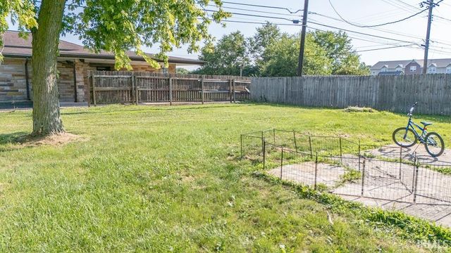 1805 W Wenlock Drive, Marion, IN 46952
