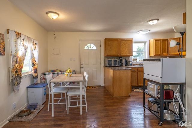 1805 W Wenlock Drive, Marion, IN 46952