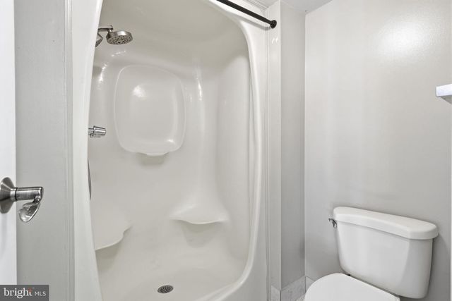 132 LEEDOM WAY, Newtown, PA 18940