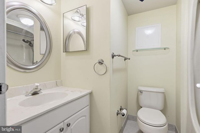 132 LEEDOM WAY, Newtown, PA 18940