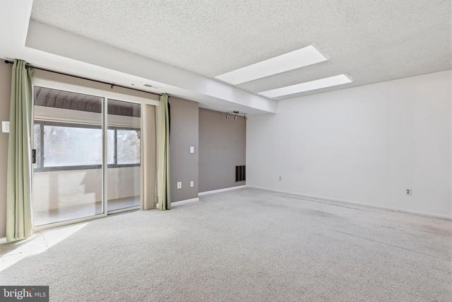 132 LEEDOM WAY, Newtown, PA 18940