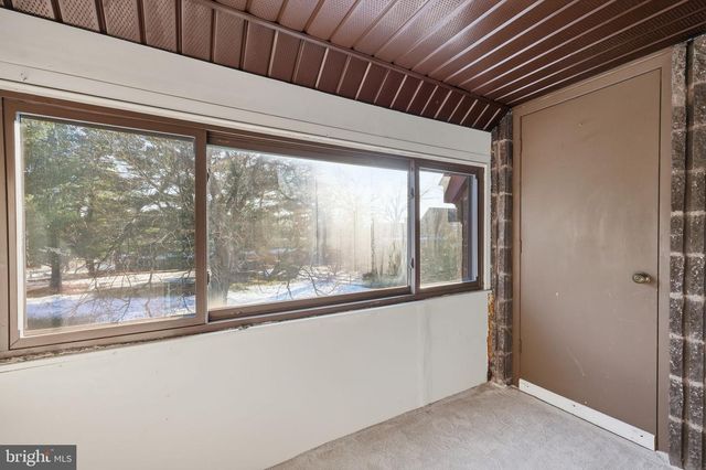 132 LEEDOM WAY, Newtown, PA 18940