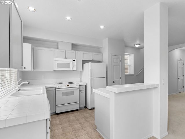 6265 Sw 208TH Ter, Beaverton, OR 97078