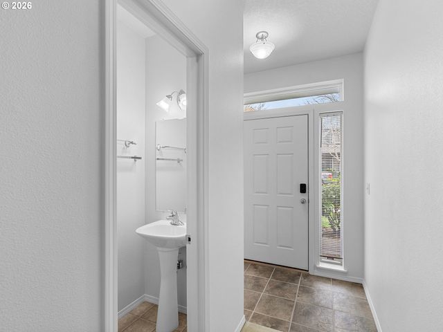 6265 Sw 208TH Ter, Beaverton, OR 97078