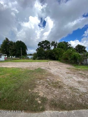 608 A Avenue B, Youngsville, LA 70592