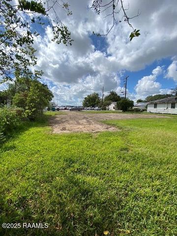 608 A Avenue B, Youngsville, LA 70592