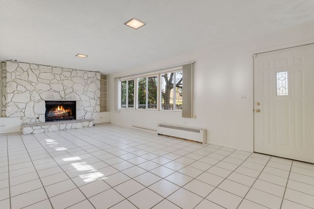 4700 Central Avenue, Western Springs, IL 60558