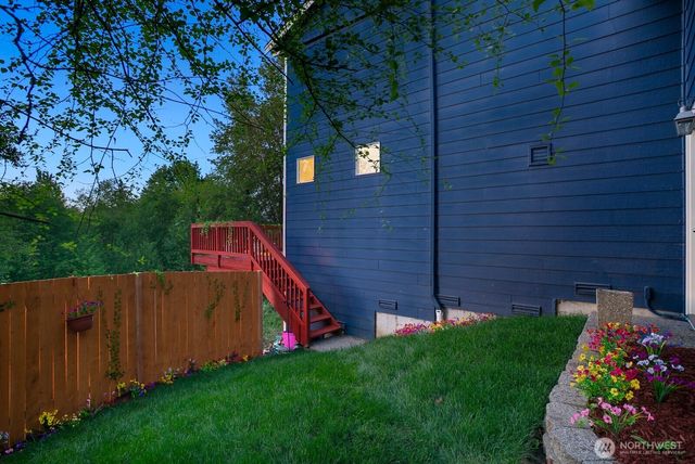 252 245th Place NE, Sammamish, WA 98074
