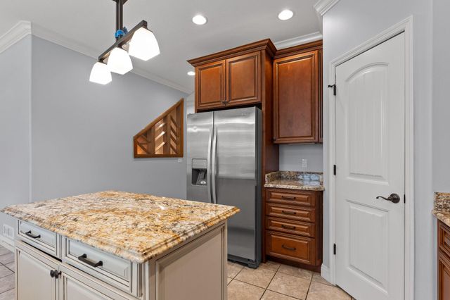 8858 Mckenzie Farm Drive, Ooltewah, TN 37363