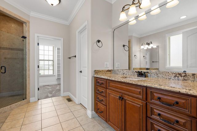 8858 Mckenzie Farm Drive, Ooltewah, TN 37363