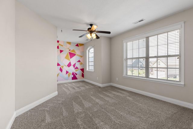 8858 Mckenzie Farm Drive, Ooltewah, TN 37363