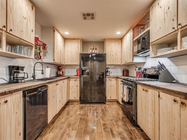 8816 NE 17th Street, Midwest City, OK 73141