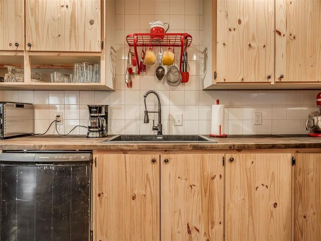 8816 NE 17th Street, Midwest City, OK 73141