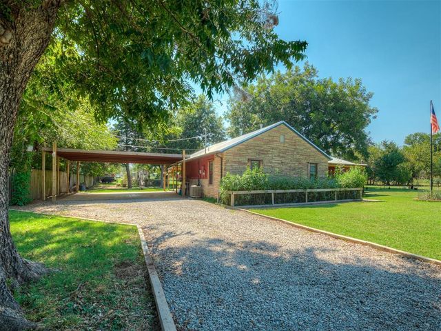 8816 NE 17th Street, Midwest City, OK 73141