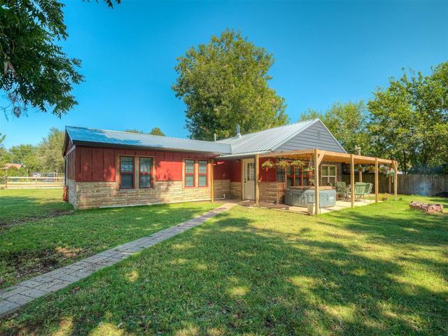 8816 NE 17th Street, Midwest City, OK 73141