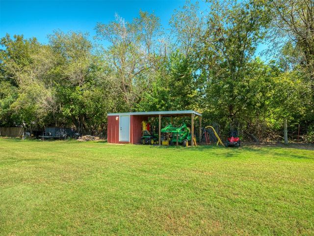 8816 NE 17th Street, Midwest City, OK 73141