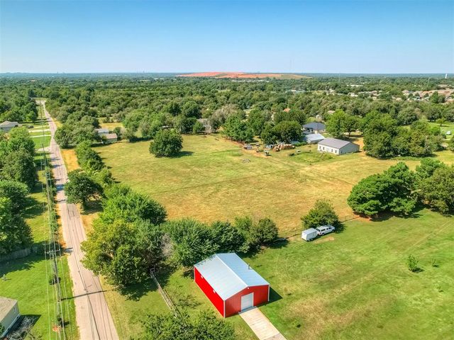 8816 NE 17th Street, Midwest City, OK 73141