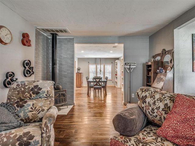 8816 NE 17th Street, Midwest City, OK 73141