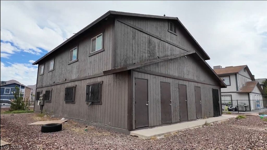 1871 Fulstone Way, Las Vegas, NV 89115 — photo 2