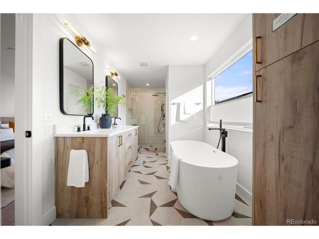 2452 S Cherokee St, Denver, CO 80223