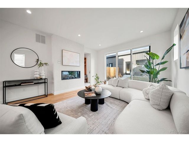 2452 S Cherokee St, Denver, CO 80223