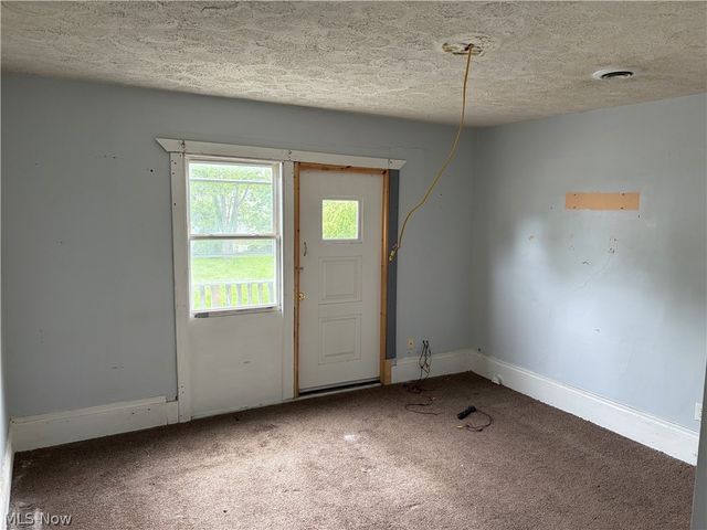 2100 W 95th Street, Cleveland, OH 44102