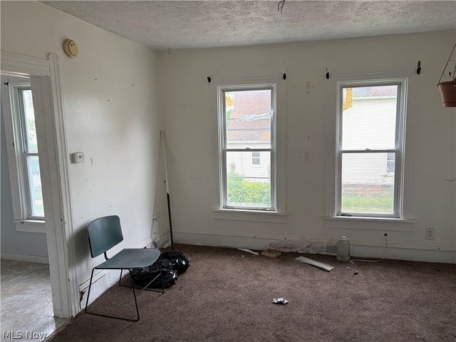 2100 W 95th Street, Cleveland, OH 44102