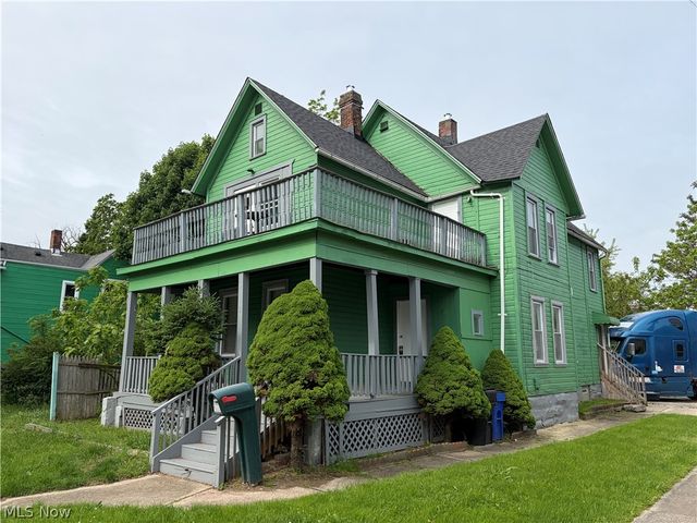 2100 W 95th Street, Cleveland, OH 44102