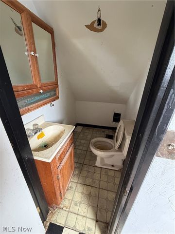 2100 W 95th Street, Cleveland, OH 44102