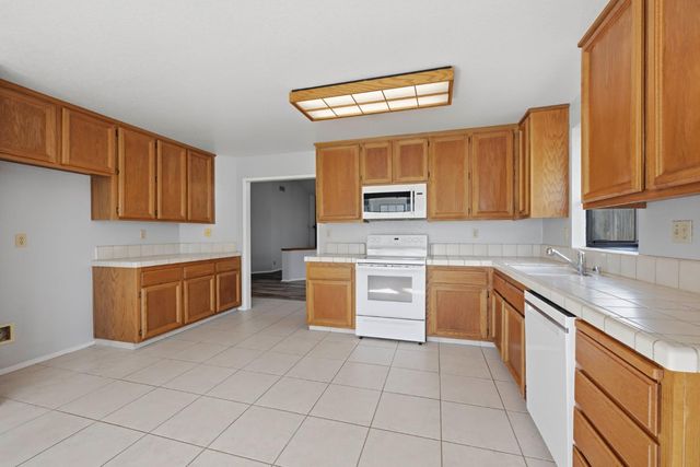 7713 McConnel, Citrus Heights, CA 95610