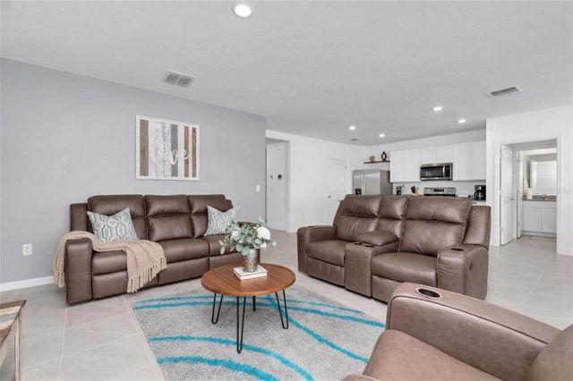 5943 WANDERING WILLOW DRIVE, Wesley Chapel, FL 33545