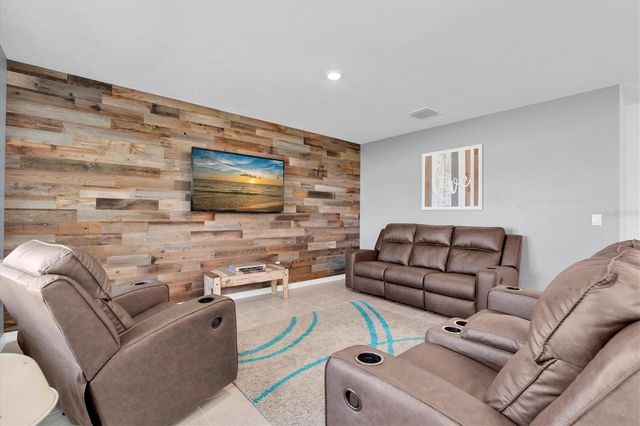 5943 WANDERING WILLOW DRIVE, Wesley Chapel, FL 33545